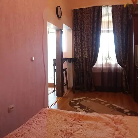 Apartment On Zarvanskaya In Old Town Каменец-Подольский Экстерьер фото